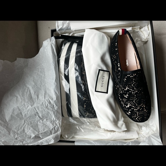 Gucci Black Lace Platform Sneaker - Picture 4 of 8